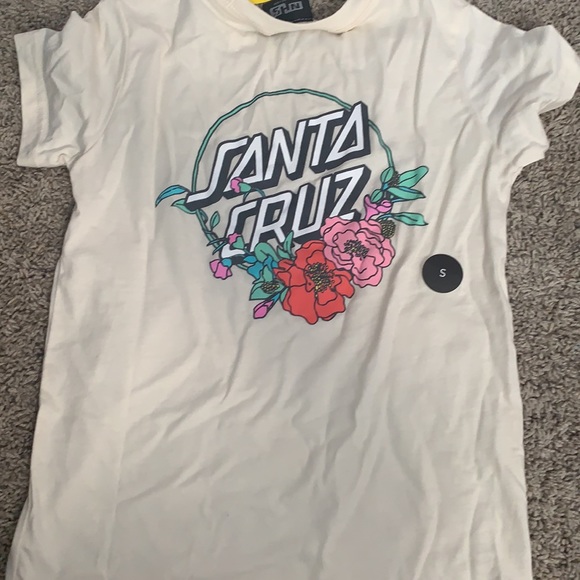Santa Cruz T-shirt - Picture 2 of 2